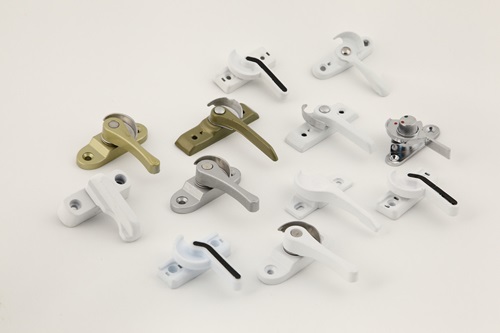 門窗配件-月牙鎖恒盛門窗配件有限公司供應(yīng)